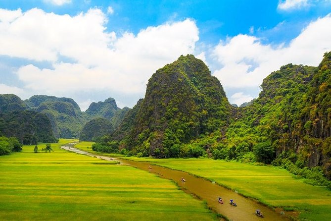 Ninh Binh Highlights Hoa Lu/Bai Dinh-Trang An/ Tam Coc- Mua Cave - From Hanoi at 7:00 to the limestone world
