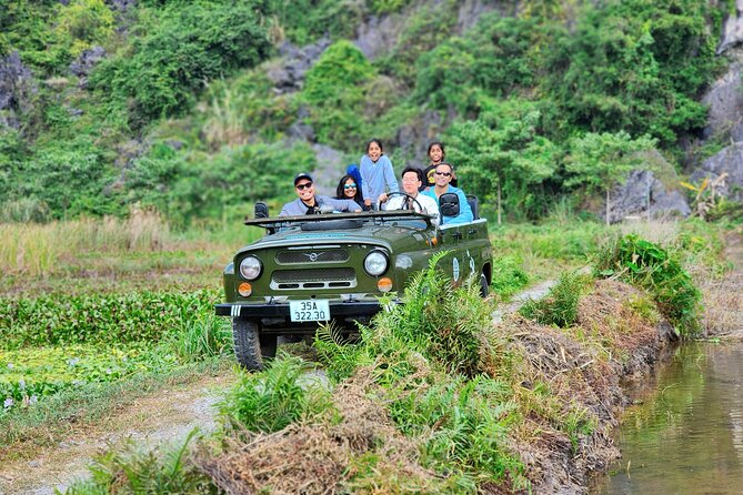 Ninh Binh HIGHTLIGHT & HIDDEN GEM Tour From Hanoi: Skip-The-Line - Hoa Lu Ancient Capital (Dinh & Le): the history anchor
