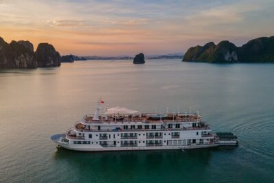 Paradise Elegance Cruise 3 days 2 nights Halong Bay Tour - Paradise Elegance cabins: comfort that makes the whole cruise easier