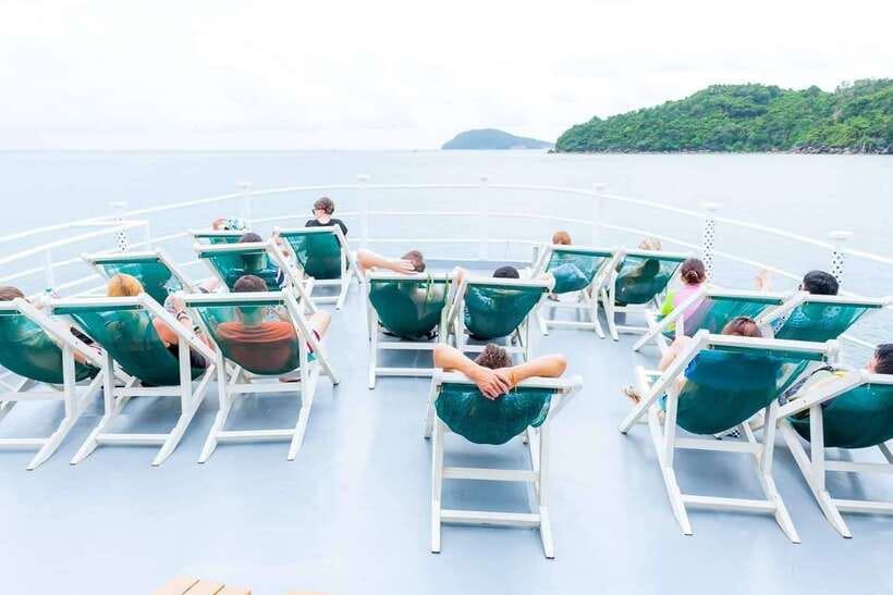 Phu Quoc: Cable Car Ride and 3 Islands Boat Tour with Lunch - How the day is paced: from Duong Dong pickup to sunset cable car