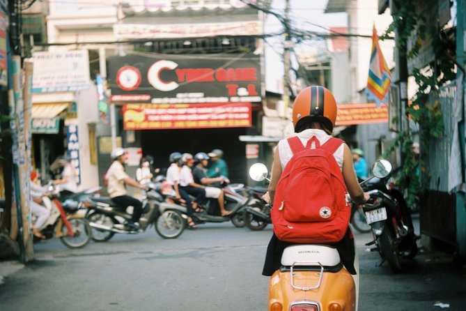 Private Hidden-Gem Sightseeing Motorbike Tour with Local Students - Skip the Traffic: Why a Motorbike Student Tour Works in Ho Chi Minh City