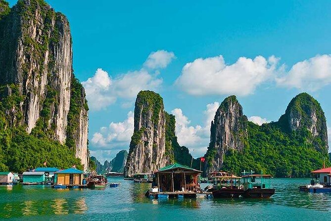 PRIVATE TOUR HALONG BAY ONE DAY with Cave, Kayaking, Bamboo Boat - Kayaking or bamboo boat: your best chance at quiet water