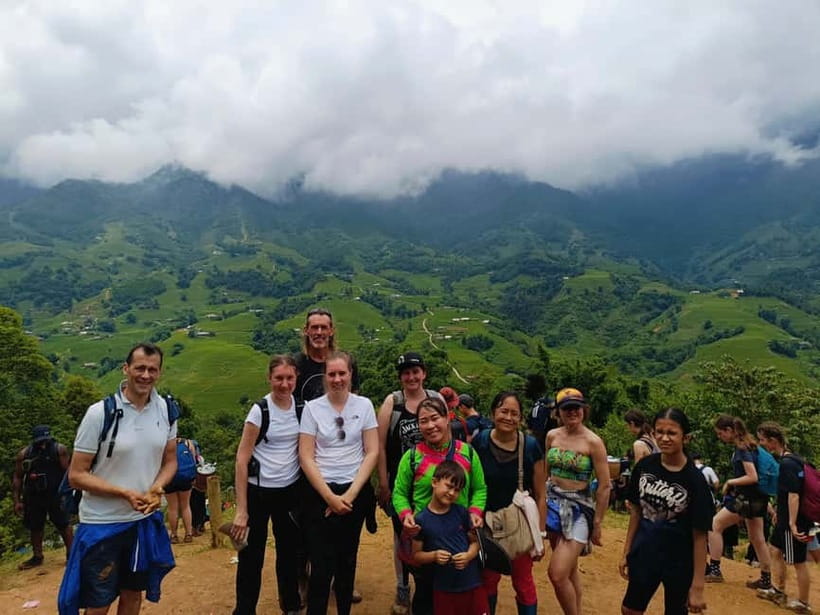 Sapa 1 Day Long Trek: Trek to Hau Thao and Sa Seng Villages - The route walkthrough: From a 1 km uphill push to Sa Seng’s panoramas