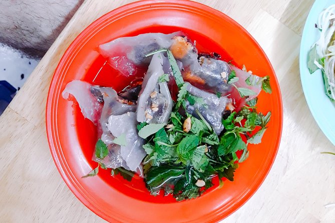 Small Group Hanoi Street Food Tour with a Real Foodie - Why Hanoi street food is better with a real plan