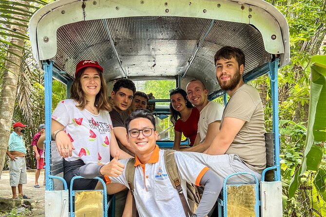 Small-Group Mekong Delta Day Trip: Boat Ride, Cottages & Pagoda - Timing, Crowds, and Getting On/Off Boats: What to Watch for