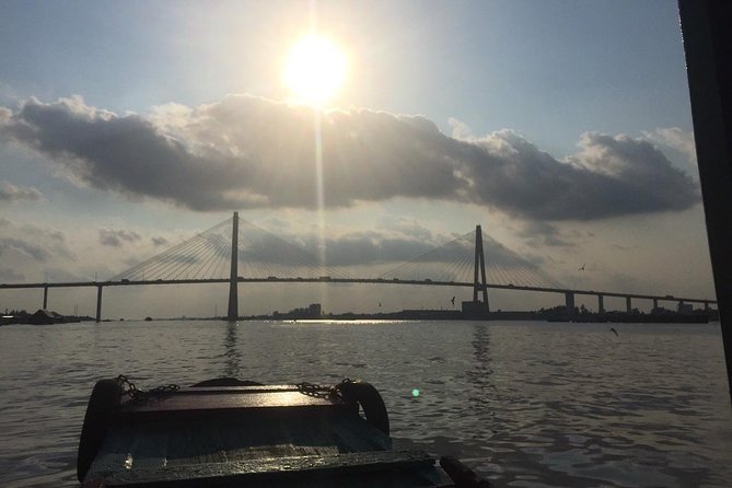 VIP Tour Cuchi Tunnels & Mekong Delta Cruise Full Day Group 12pax - Ben Luc BBQ lunch: what you get when food is part of the lesson